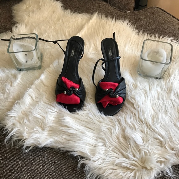 ANDREA HIGH HEELS  BLACK AND SILVER - Picture 7 of 7